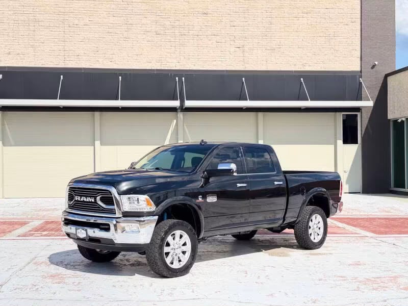 2017 Ram 2500 Laramie Longhorn front driver-side quarter view